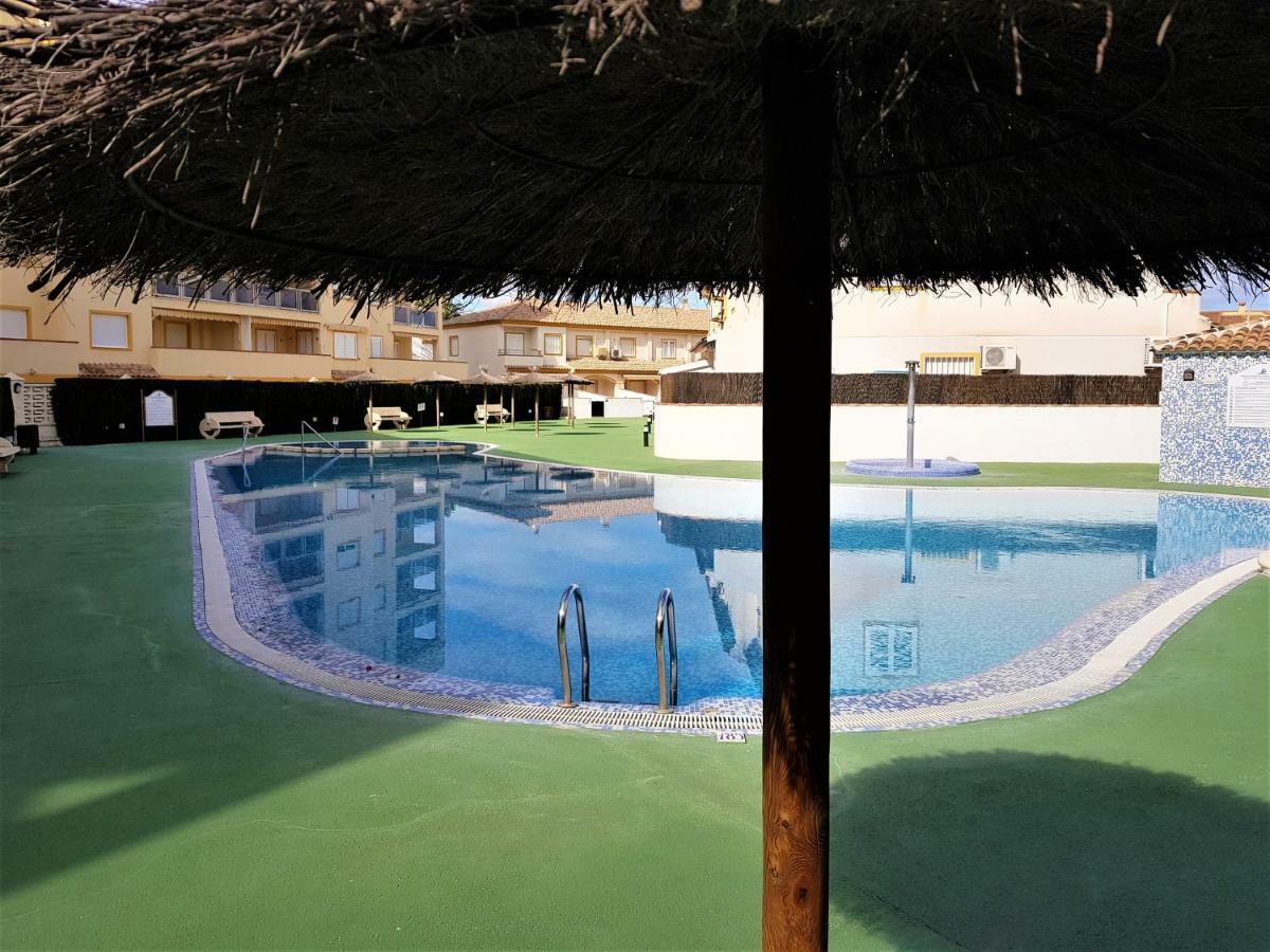 Apartamento Con Piscina En Oliva Nova Exteriér fotografie